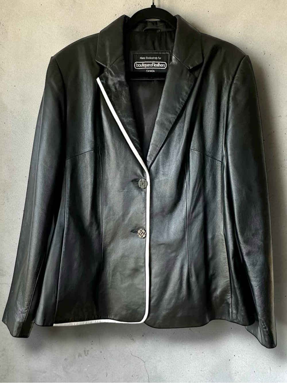 Boutique of Leathers Black Lambskin Blazer - Size 14 - White Piping Vintage